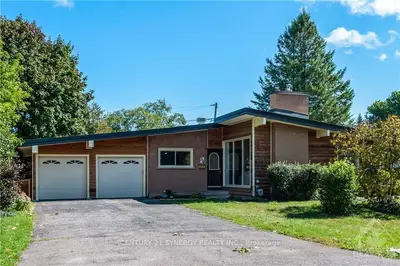 34 ELMSLEY Crescent, Bells Corners and South to Fallowfield, ON K2H 6V3