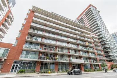 383 CUMBERLAND Street PH901, Lower Town - Sandy Hill, ON K1N 1J7
