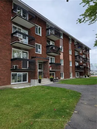 325 SPENCE Avenue 7, Hawkesbury, ON K6A 3A4