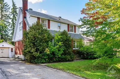 1308 ESSEX Avenue, Alta Vista and Area, ON K1H 7P2
