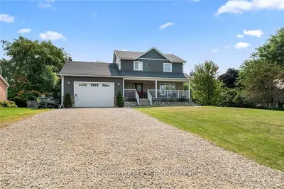 Detached in Centre Wellington