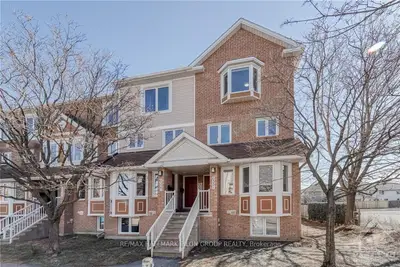 6333 TEALWOOD Place, Orleans - Convent Glen and Area, ON K1C 7J9