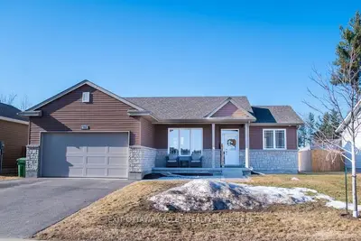 539 GARDNER Crescent, Petawawa, ON K8H 0C4
