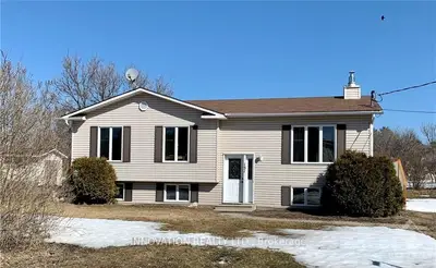 151 RIVINGTON Street, Carp - Huntley Ward, ON K0A 1L0