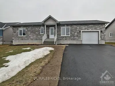 202 ROXANNE Street, Clarence-Rockland, ON K0A 1N0