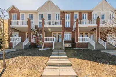 332 ROYAL FERN Way, Blossom Park - Airport and Area, ON K1V 2K7