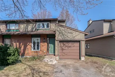 7905 JEANNE D'ARC Boulevard, Orleans - Convent Glen and Area, ON K1C 2C7