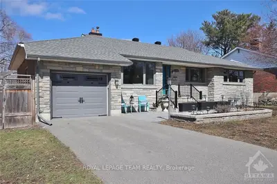 1355 DOWLER Avenue, Alta Vista and Area, ON K1H 7R8