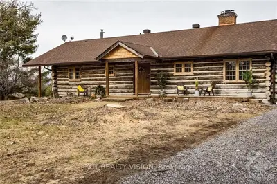 3128 TORWOOD Drive, Constance Bay - Dunrobin - Kilmaurs - Woodlawn, ON K0A 1T0