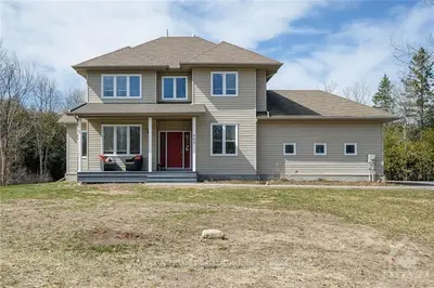 907 DEERTAIL Lane, Carp - Huntley Ward, ON K0A 1L0