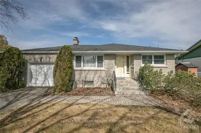 699 SHERBOURNE Road, Carlingwood - Westboro and Area, ON K2A 3H4