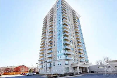 90 LANDRY Street 607, Vanier and Kingsview Park, ON K1L 0A9