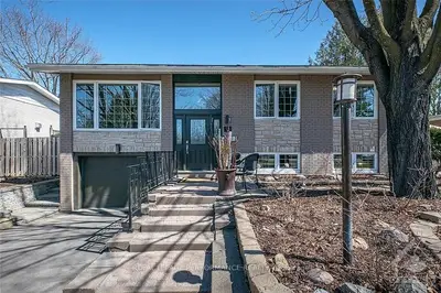 13 HARROGATE Place, Crystal Bay - Rocky Point - Bayshore, ON K2H 5L6