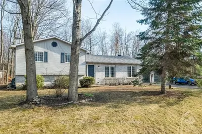 5764 BUTTERCUP Lane, Greely - Metcalfe - Osgoode - Vernon and Area, ON K0A 2W0