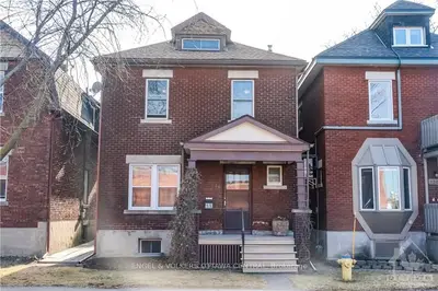 138 BREEZEHILL Avenue N, West Centre Town, ON K1Y 3C9