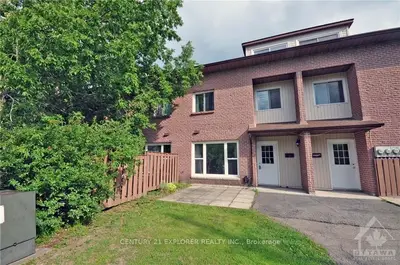 6 Pearl Street F, Smiths Falls, On K7a 5b5