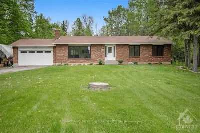 2028 BEARHILL Road, Carp - Huntley Ward, ON K0A 1L0