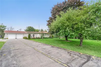 4670 ROCKDALE Road, Orleans - Cumberland and Area, ON K4B 1H9