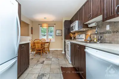 2749 DRAPER Place, Parkway Park - Queensway Terrace S and Area, ON K2H 7A3