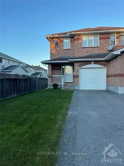 42 PALTON Avenue, Kanata, ON K2W 1G4