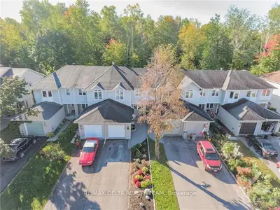 474 LAWLER Crescent, Orleans - Cumberland and Area, ON K4A 3Y4