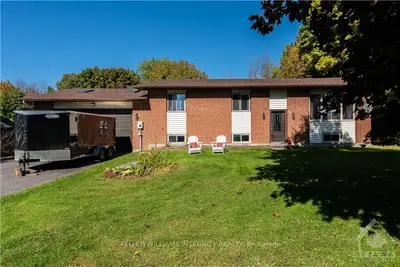 601 LAKE GEORGE Road, Alfred and Plantagenet, ON K0B 1L0