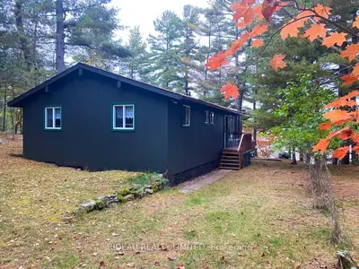 12 MARCH Lane, Rideau Lakes, ON K0G 1E0