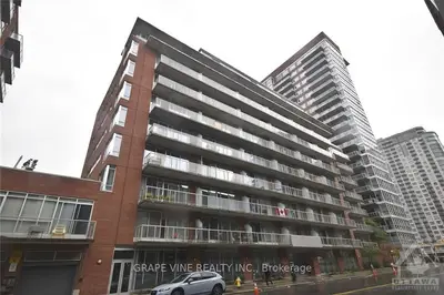 383 CUMBERLAND Street 806, Lower Town - Sandy Hill, ON K1N 1J7