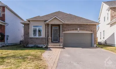 70 BLACK BEAR Way, Stittsville - Munster - Richmond, ON K2S 2G7