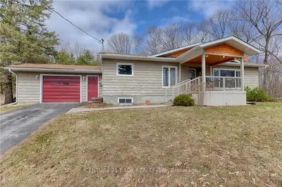 337 KENNEDY Road, Greater Madawaska, ON K0J 1H0