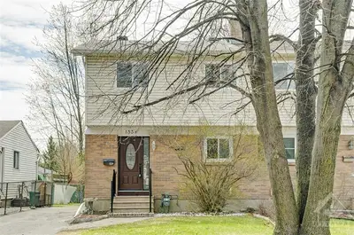1334 LOTUS Street, Cyrville - Carson Grove - Pineview, ON K1J 8A8