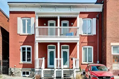 119 Rochester Street, West Centre Town, On K1r 7l9
