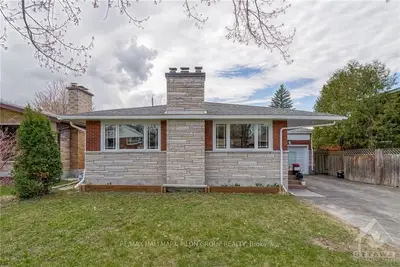 884 RIDLEY Boulevard, McKellar Heights - Glabar Park and Area, ON K2A 3P5