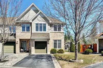 313 HORSESHOE Crescent, Stittsville - Munster - Richmond, ON K2S 0B6
