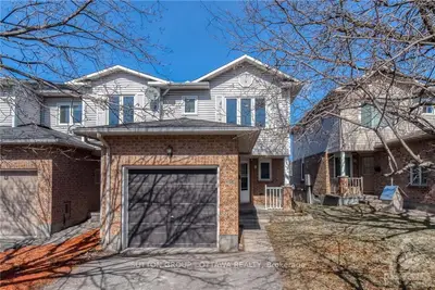 9 BATON Court, Kanata, ON K2L 4C8