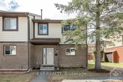 46 MEDHURST Drive G, Tanglewood - Grenfell Glen - Pineglen, ON K2G 4V2