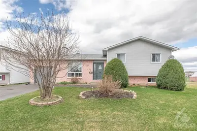 1875 PATRICIA Street, Clarence-Rockland, ON K4K 1M2
