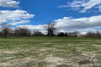 Pt 1 Mccaffrey Trail, Stittsville - Munster - Richmond, On K0a 1b0