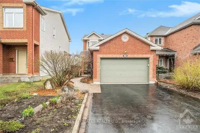 26 BOREALIS Crescent, Overbrook - Castleheights and Area, ON K1K 4T4