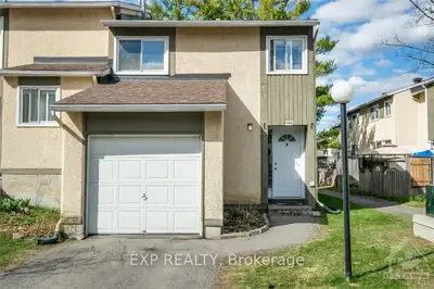 1494 LASSITER Terrace, Beacon Hill North - South and Area, ON K1J 8N3