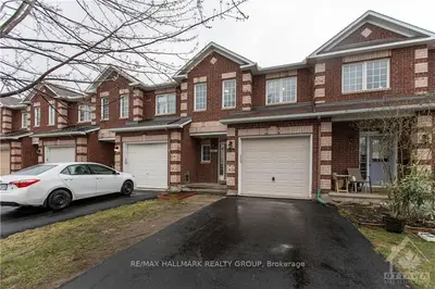1083 BRASSEUR Crescent, Orleans - Cumberland and Area, ON K4A 5A1