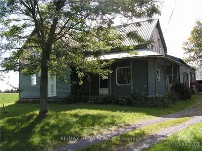1824 STE-MARIE Street, Russell, ON K0A 1W0