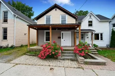 26 HAMILTON Street, Brockville, ON K6V 2C7