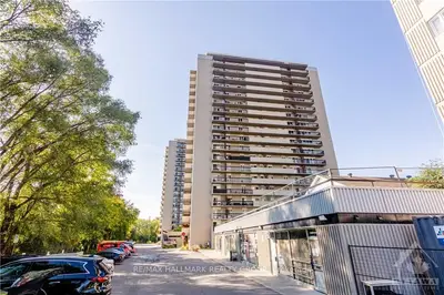 158B MCARTHUR Avenue 604, Vanier and Kingsview Park, ON K1L 8E7