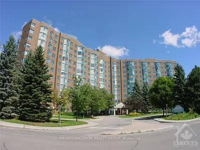 1025 GRENON Avenue 730, Britannia Heights - Queensway Terrace N and Area, ON K2B 8S5