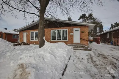 1259 MAITLAND Avenue, Belair Park - Copeland Park and Area, ON K2C 2C4