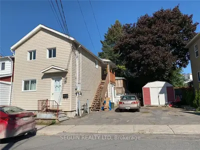 129-131-133 HIGGINSON Street, Hawkesbury, ON K6A 1G6
