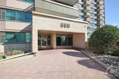 555 BRITTANY Street 709, Manor Park - Cardinal Glen and Area, ON K1K 4C5