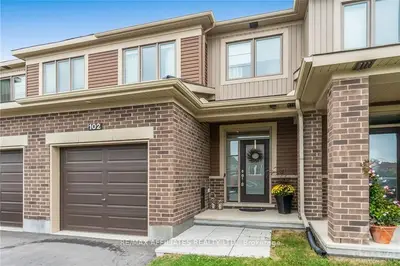 102 LIVORNO Court, Orleans - Cumberland and Area, ON K4A 1J1