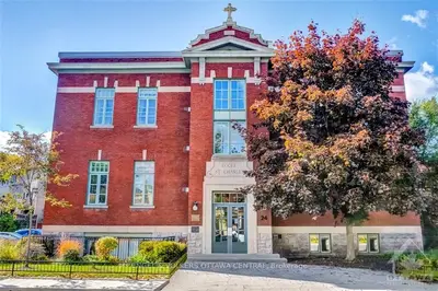 24 SPRINGFIELD Road 301, New Edinburgh - Lindenlea, ON K1M 1C9